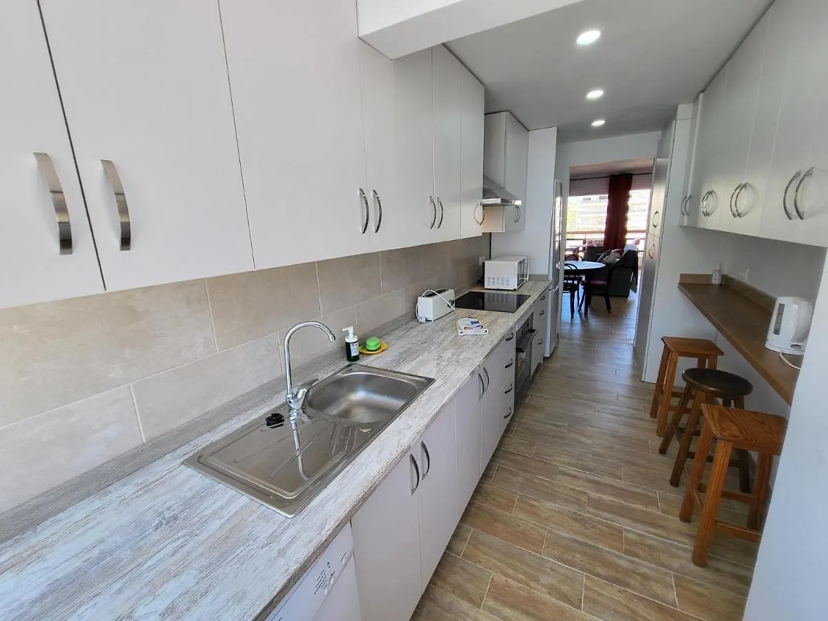 לוס כריסטיאנוס Jardines Canarios 3 0*, לוס כריסטיאנוס